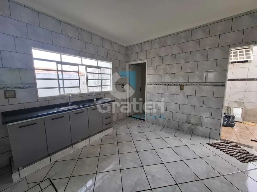 Casa com 3 quartos à venda, 117m2 em Parque Igaçaba, Araraquara - SP - imagem 9 Foto 9 de Casa com 3 quartos à venda, 117m2 em Parque Igaçaba, Araraquara - SP