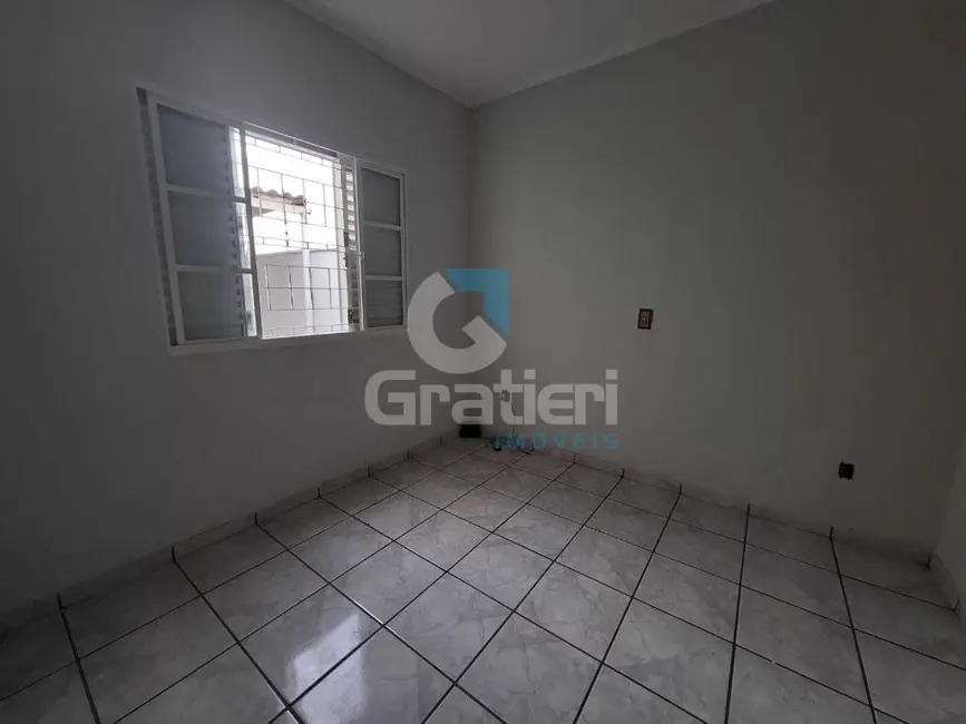 Casa com 3 quartos à venda, 117m2 em Parque Igaçaba, Araraquara - SP - imagem 7 Foto 7 de Casa com 3 quartos à venda, 117m2 em Parque Igaçaba, Araraquara - SP