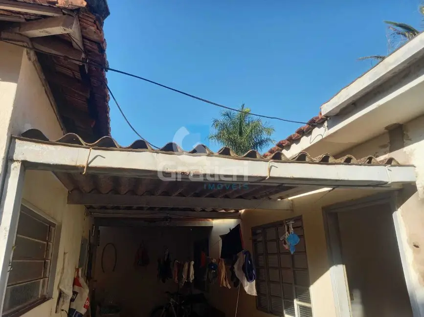 Foto 3 de Casa com 3 quartos à venda, 161m2 em Jardim do Carmo, Araraquara - SP