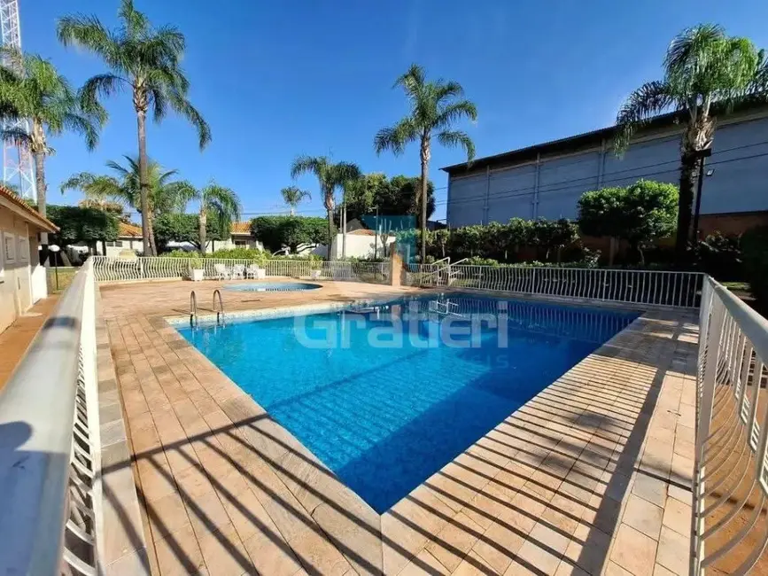Foto 2 de Casa de Condomínio com 3 quartos à venda, 70m2 em Centro, Araraquara - SP