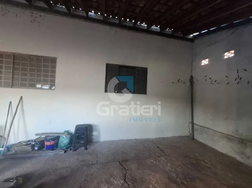 Foto 1 de Casa com 2 quartos à venda, 96m2 em Jardim Residencial Lupo II, Araraquara - SP