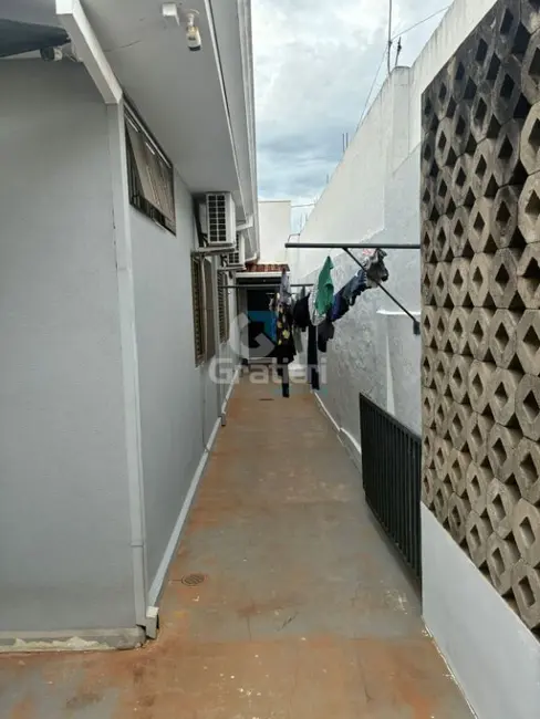 Foto 6 de Casa com 3 quartos à venda, 226m2 em Centro, Araraquara - SP