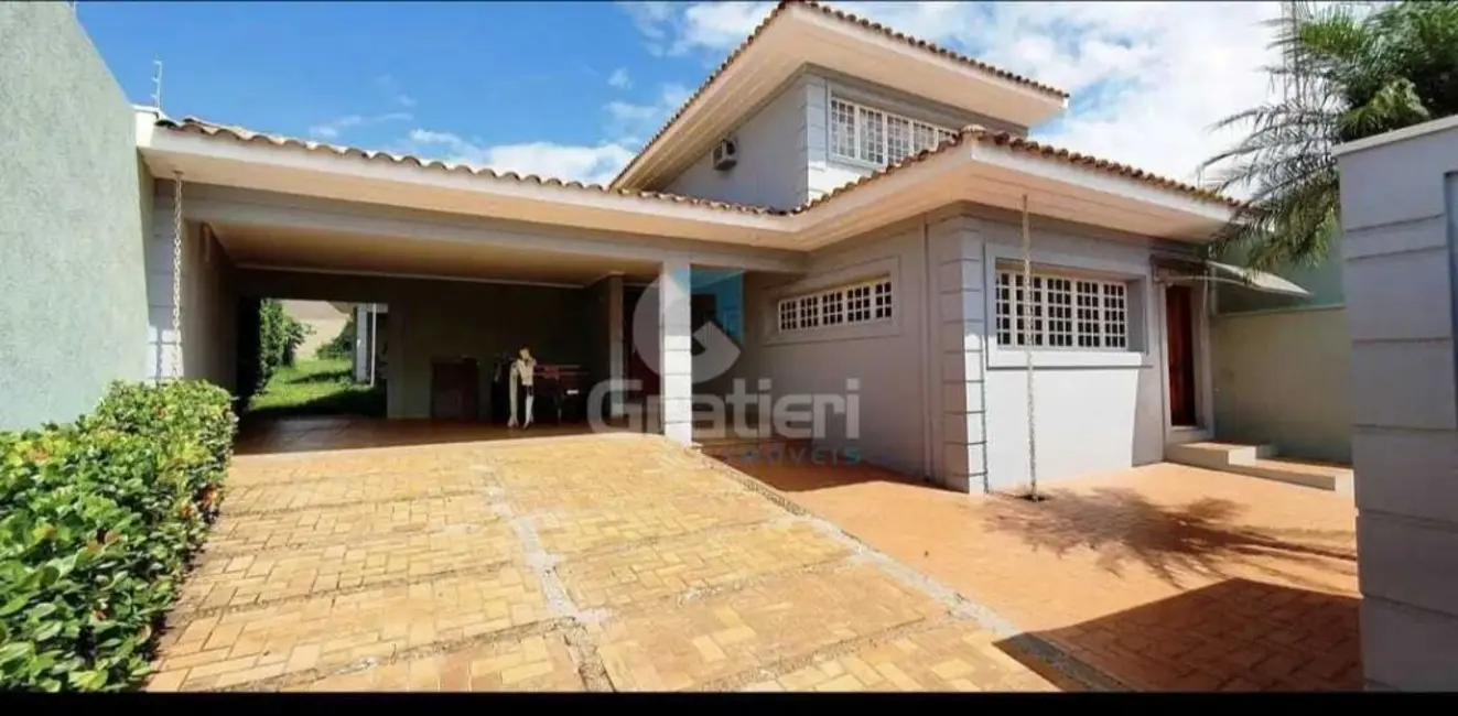 Foto 2 de Casa com 7 quartos à venda, 326m2 em Vila Melhado, Araraquara - SP