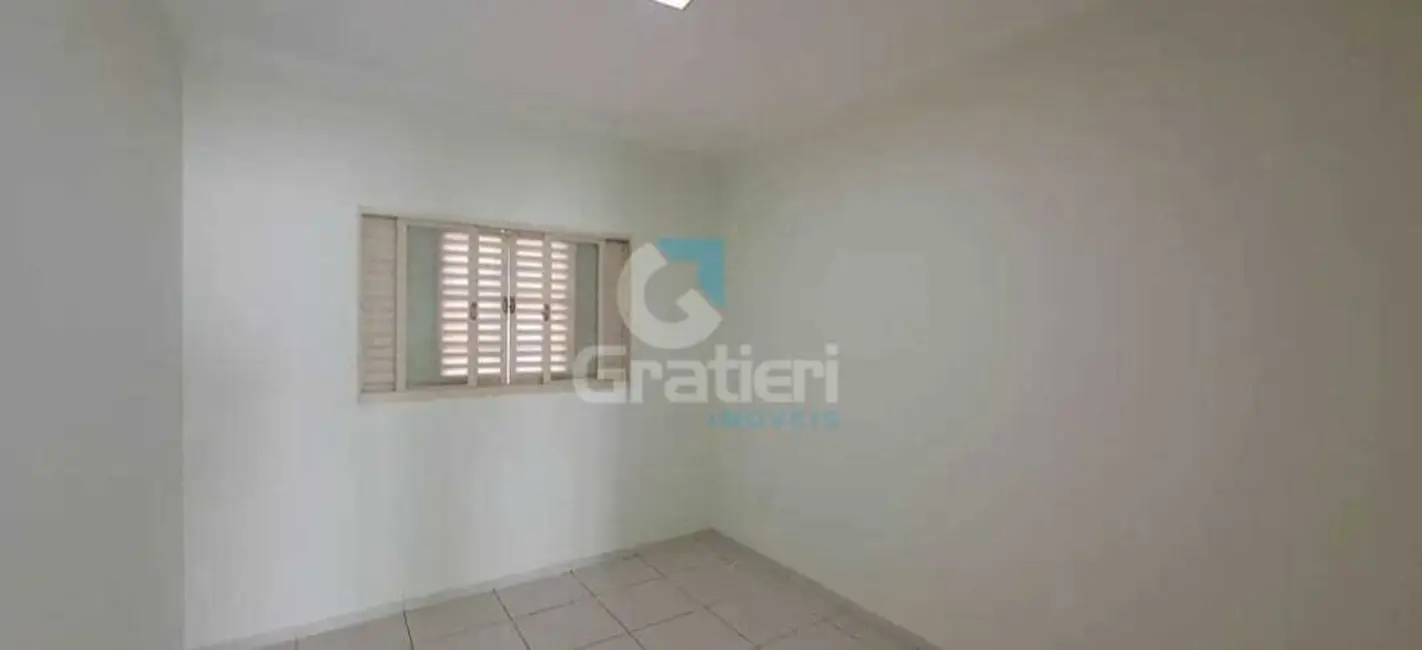 Foto 9 de Casa com 7 quartos à venda, 326m2 em Vila Melhado, Araraquara - SP