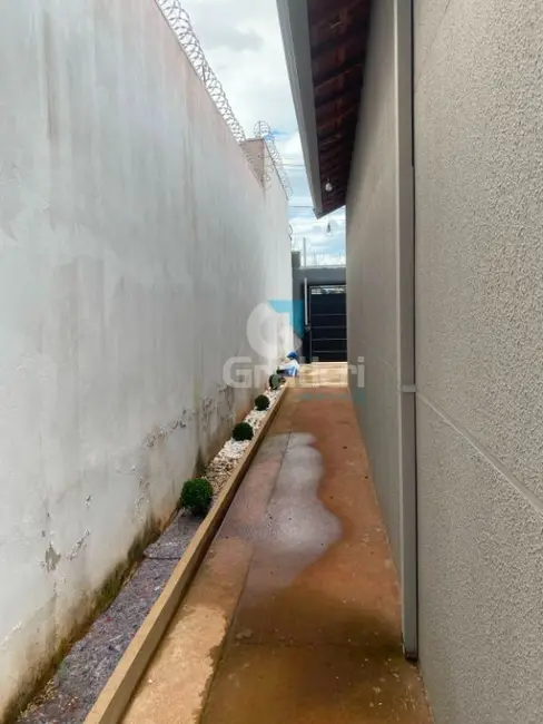 Casa com 2 quartos para alugar, 55m2 em Residencial Ravena, Araraquara - SP - imagem 5 Foto 5 de Casa com 2 quartos para alugar, 55m2 em Residencial Ravena, Araraquara - SP