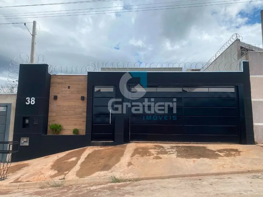 Casa com 2 quartos para alugar, 55m2 em Residencial Ravena, Araraquara - SP - imagem 1 Foto 1 de Casa com 2 quartos para alugar, 55m2 em Residencial Ravena, Araraquara - SP