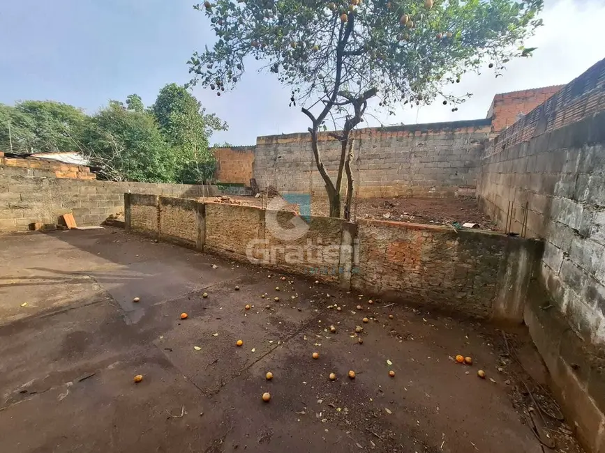 Casa com 2 quartos à venda, 80m2 em Jardim Roberto Selmi Dei, Araraquara - SP - imagem 9 Foto 9 de Casa com 2 quartos à venda, 80m2 em Jardim Roberto Selmi Dei, Araraquara - SP