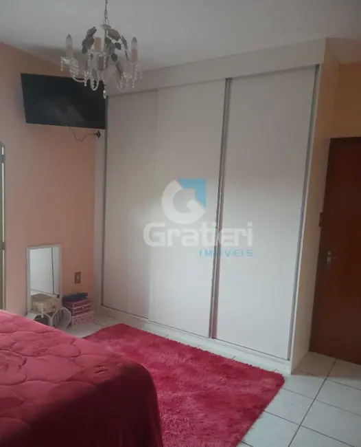 Foto 6 de Sobrado com 4 quartos à venda, 315m2 em Jardim Brasília (Vila Xavier), Araraquara - SP