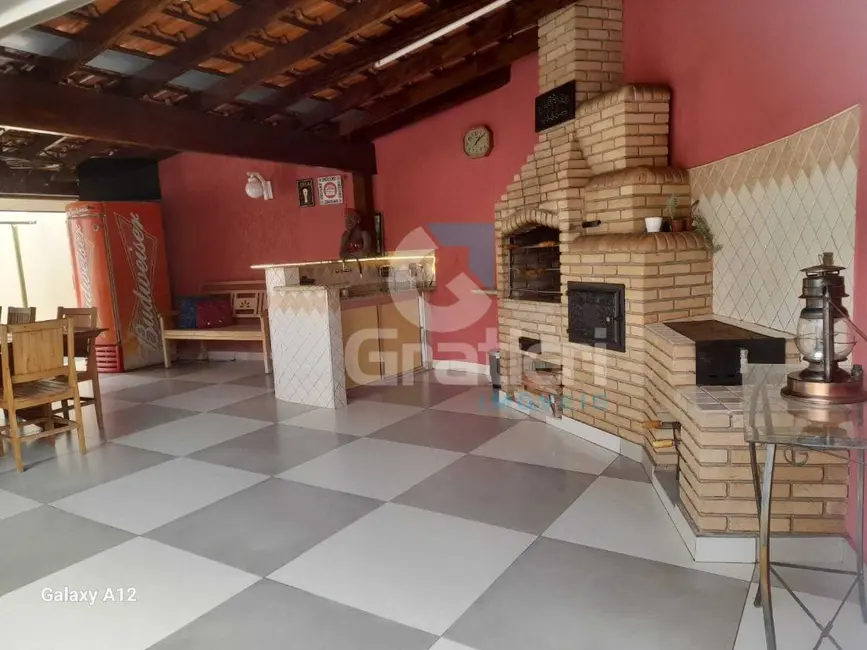 Foto 5 de Sobrado com 4 quartos à venda, 315m2 em Jardim Brasília (Vila Xavier), Araraquara - SP