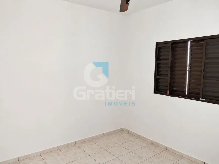 Casa com 3 quartos à venda, 136m2 em Jardim Adalberto Frederico de Oliveira Roxo I, Araraquara - SP - imagem 7 Foto 7 de Casa com 3 quartos à venda, 136m2 em Jardim Adalberto Frederico de Oliveira Roxo I, Araraquara - SP