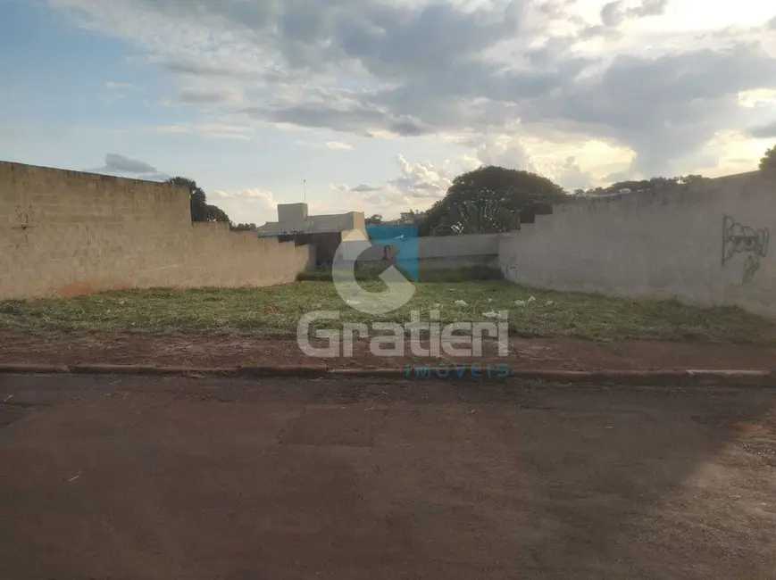 Foto 1 de Terreno / Lote à venda, 489m2 em Jardim Morumbi, Araraquara - SP