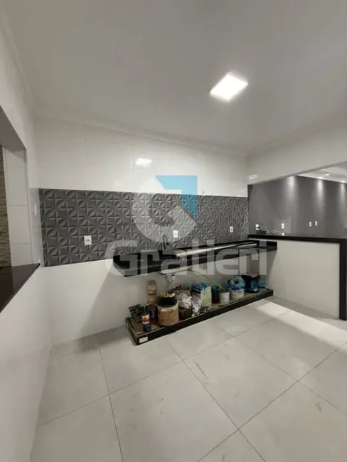 Casa com 2 quartos à venda, 137m2 em Residencial Stephanie Merissa, Araraquara - SP - imagem 2 Foto 2 de Casa com 2 quartos à venda, 137m2 em Residencial Stephanie Merissa, Araraquara - SP