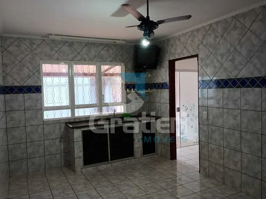 Foto 9 de Casa com 2 quartos à venda, 216m2 em Jardim Roberto Selmi Dei, Araraquara - SP