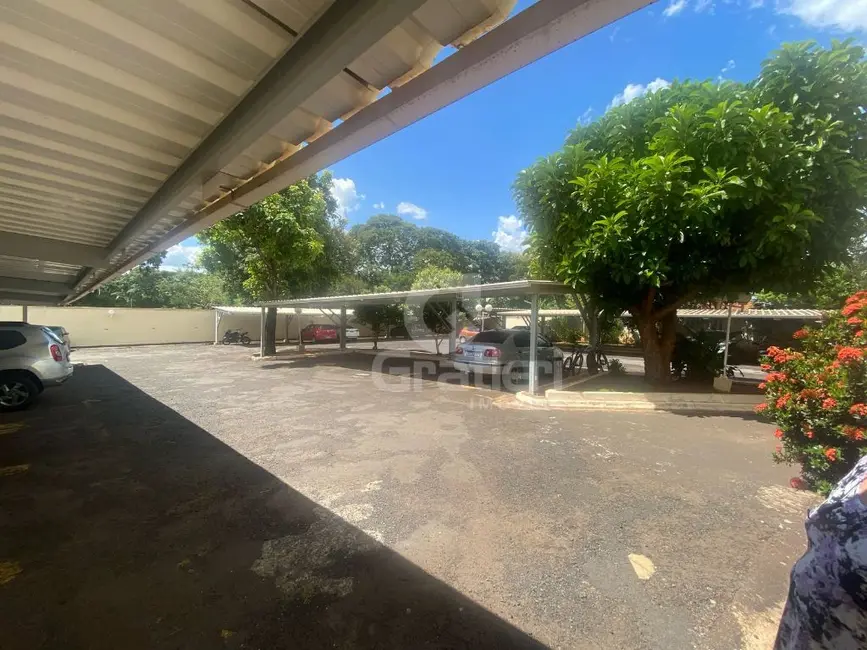 Foto 9 de Apartamento com 3 quartos à venda, 65m2 em Jardim Viaduto (Vila Xavier), Araraquara - SP