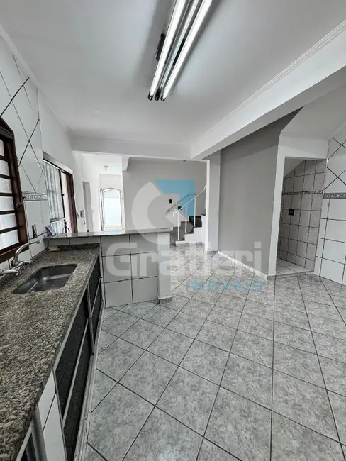 Foto 7 de Sobrado com 3 quartos à venda, 187m2 em Jardim das Gaivotas, Araraquara - SP