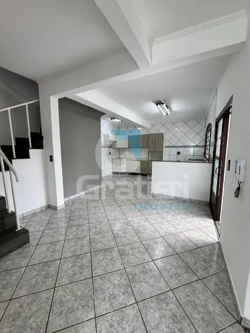 Foto 5 de Sobrado com 3 quartos à venda, 187m2 em Jardim das Gaivotas, Araraquara - SP