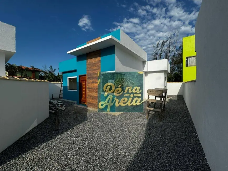 Foto 1 de Casa com 2 quartos à venda, 180m2 em Cabo Frio - RJ