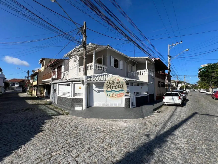 Foto 1 de Casa com 2 quartos à venda, 200m2 em Vila Blanche, Cabo Frio - RJ