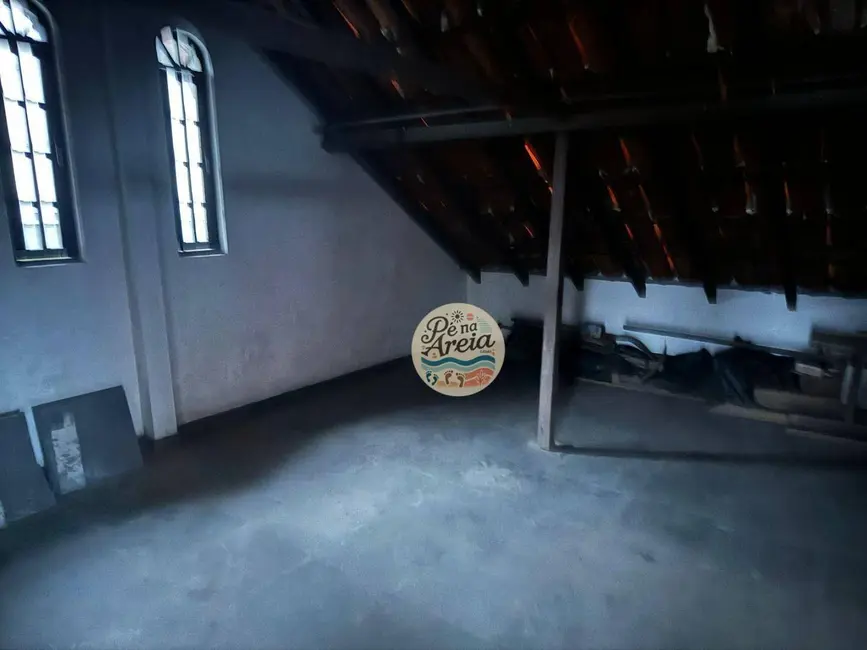 Casa com 2 quartos à venda, 150m2 em Alto da Serra, Petropolis - RJ - imagem 4 Foto 4 de Casa com 2 quartos à venda, 150m2 em Alto da Serra, Petropolis - RJ