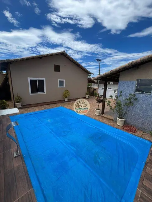 Foto 1 de Casa com 2 quartos à venda, 250m2 em Cabo Frio - RJ