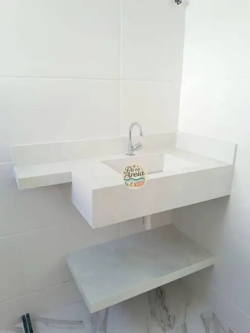 Foto 4 de Casa com 2 quartos à venda, 320m2 em Araruama - RJ