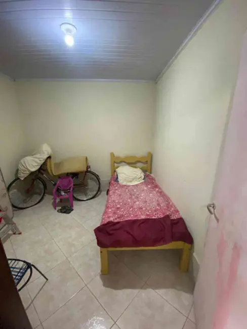 Foto 2 de Casa com 3 quartos à venda, 150m2 em Cabo Frio - RJ