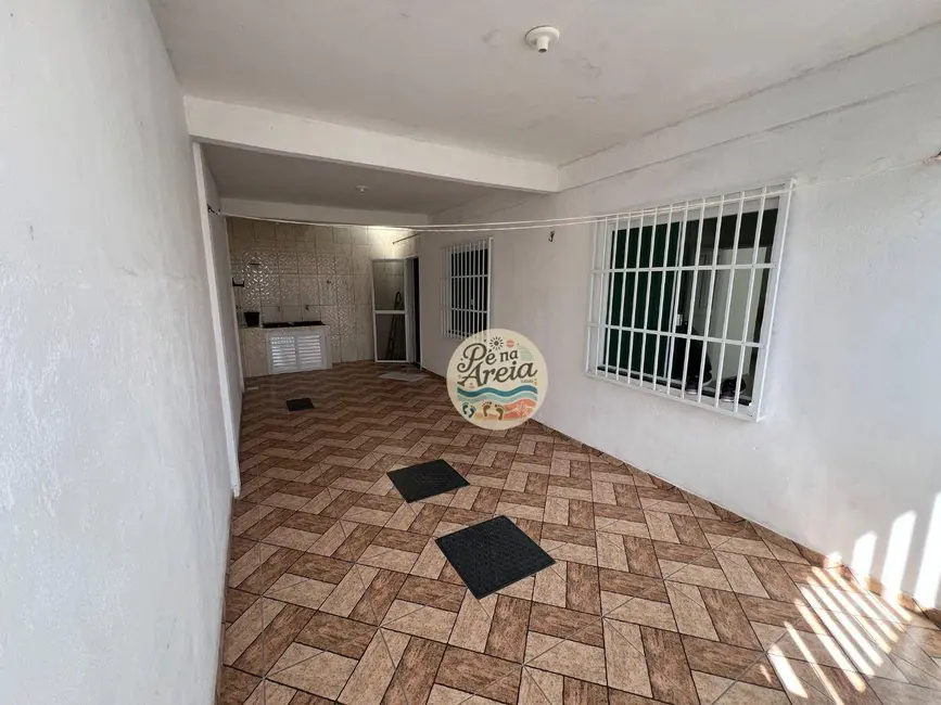 Casa com 2 quartos à venda, 80m2 em Cabo Frio - RJ - imagem 3 Foto 3 de Casa com 2 quartos à venda, 80m2 em Cabo Frio - RJ