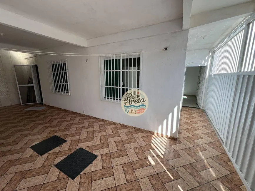 Casa com 2 quartos à venda, 80m2 em Cabo Frio - RJ - imagem 4 Foto 4 de Casa com 2 quartos à venda, 80m2 em Cabo Frio - RJ