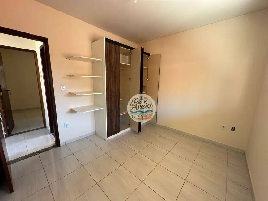 Foto 2 de Casa com 2 quartos à venda, 160m2 em Cabo Frio - RJ