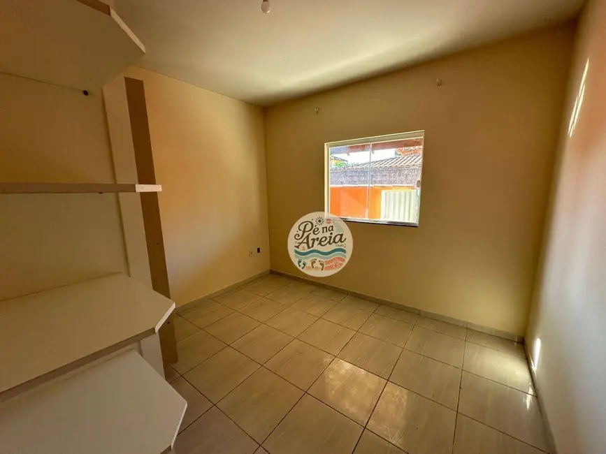 Foto 4 de Casa com 2 quartos à venda, 160m2 em Cabo Frio - RJ