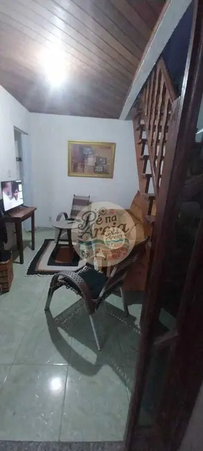 Foto 2 de Casa com 2 quartos à venda, 60m2 em Cabo Frio - RJ