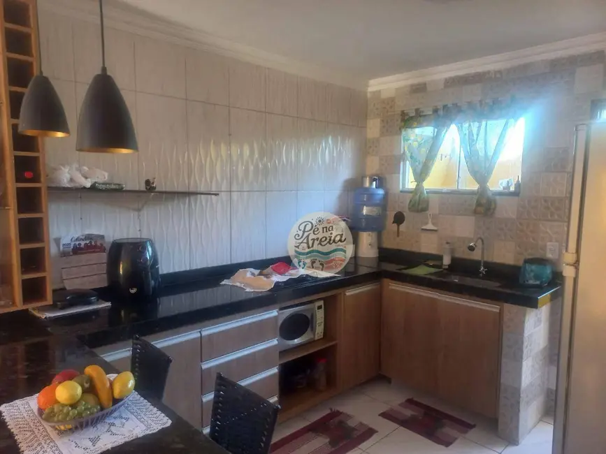 Casa com 2 quartos à venda, 140m2 em Cabo Frio - RJ - imagem 2 Foto 2 de Casa com 2 quartos à venda, 140m2 em Cabo Frio - RJ