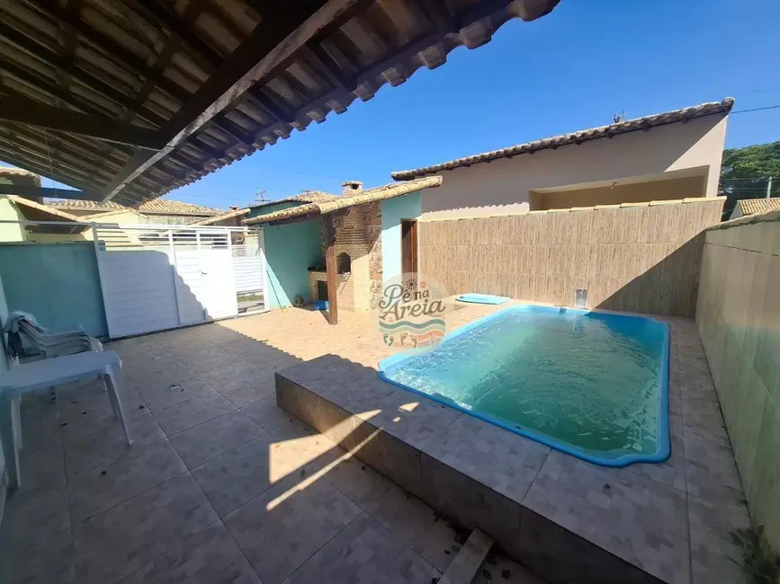 Foto 3 de Casa com 2 quartos à venda, 140m2 em Cabo Frio - RJ