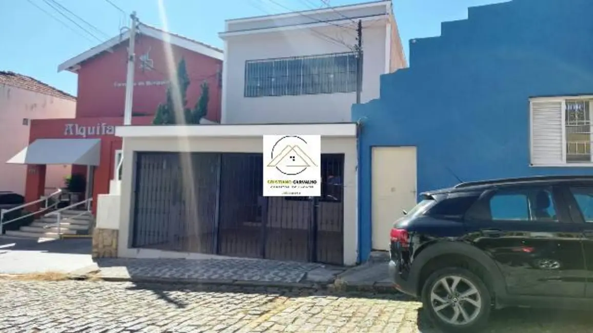 Foto 2 de Sobrado com 3 quartos para alugar, 207m2 em Centro, Atibaia - SP
