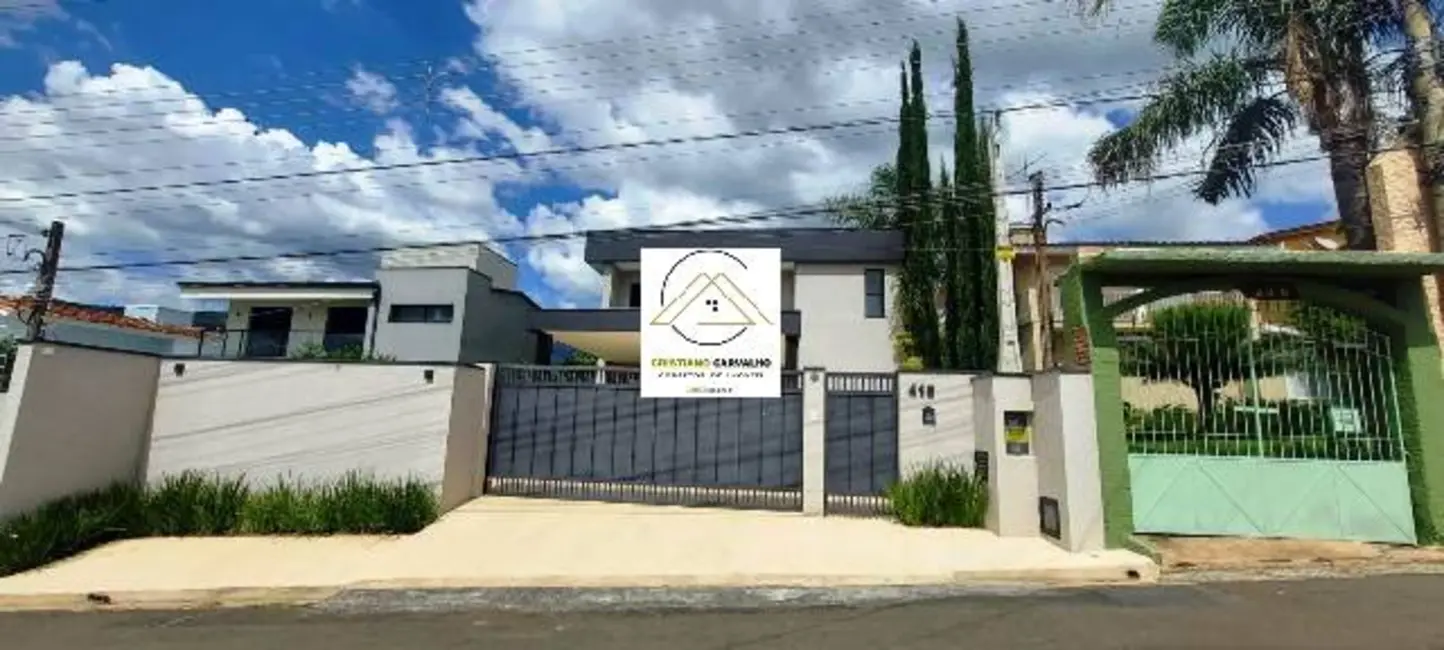 Foto 1 de Casa com 3 quartos à venda e para alugar, 355m2 em Vila Esperia ou Giglio, Atibaia - SP