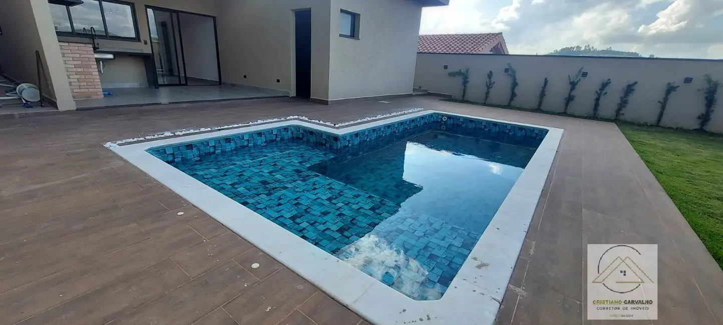 Casa com 3 quartos à venda, 180m2 em Atibaia - SP - imagem 2 Foto 2 de Casa com 3 quartos à venda, 180m2 em Atibaia - SP