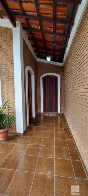 Foto 3 de Casa com 2 quartos à venda, 214m2 em Vila dos Netos, Atibaia - SP