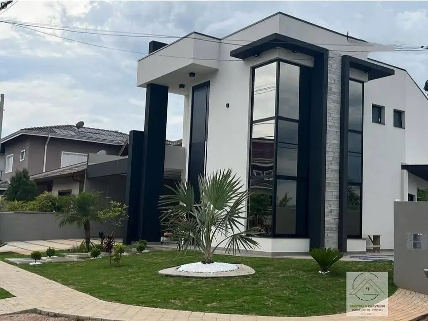 Casa de Condomínio com 3 quartos à venda, 300m2 em Condomínio Altos da Floresta, Atibaia - SP - imagem 1 Foto 1 de Casa de Condomínio com 3 quartos à venda, 300m2 em Condomínio Altos da Floresta, Atibaia - SP