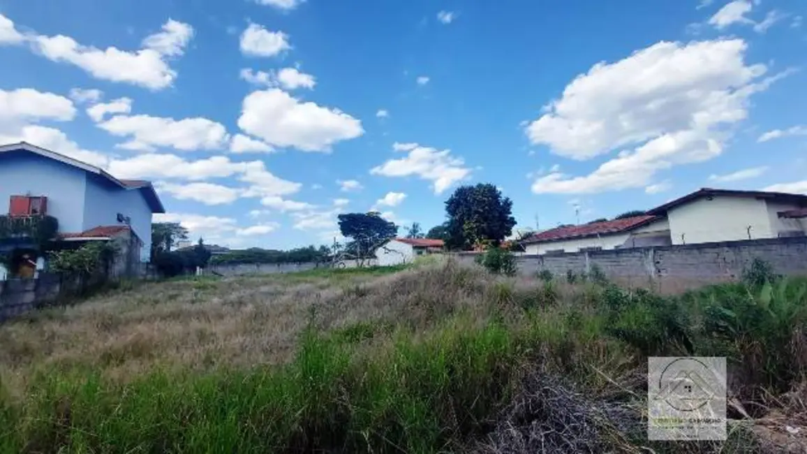 Foto 1 de Terreno / Lote à venda, 580m2 em Atibaia - SP
