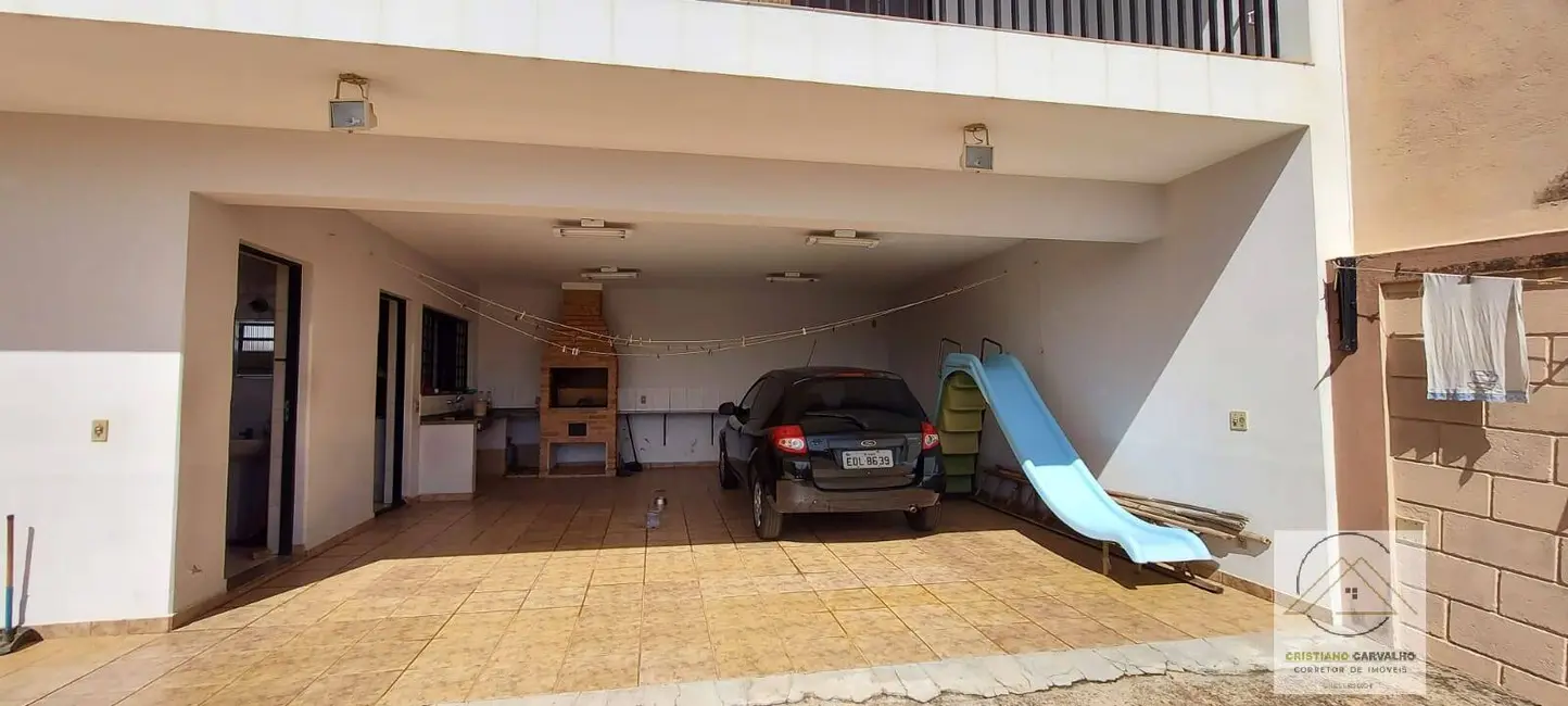 Foto 4 de Casa com 2 quartos à venda, 360m2 em Jardim dos Pinheiros, Atibaia - SP