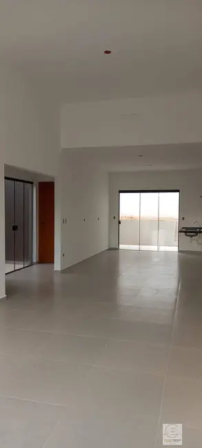 Foto 3 de Casa com 3 quartos à venda, 88m2 em Nova Cerejeira, Atibaia - SP