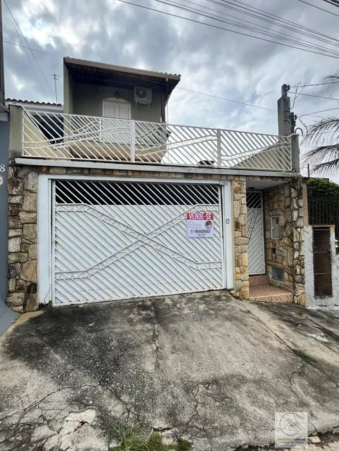 Sobrado com 3 quartos à venda, 191m2 em Jardim do Lago, Atibaia - SP - imagem 1 Foto 1 de Sobrado com 3 quartos à venda, 191m2 em Jardim do Lago, Atibaia - SP