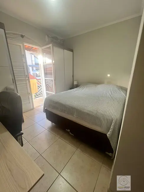 Sobrado com 3 quartos à venda, 191m2 em Jardim do Lago, Atibaia - SP - imagem 5 Foto 5 de Sobrado com 3 quartos à venda, 191m2 em Jardim do Lago, Atibaia - SP