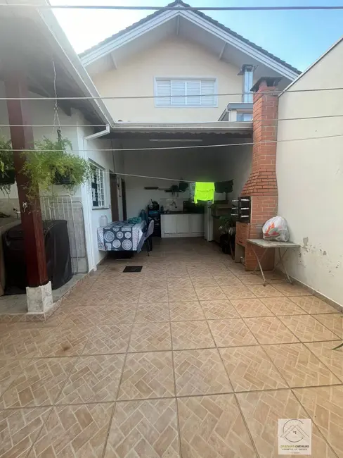 Sobrado com 3 quartos à venda, 191m2 em Jardim do Lago, Atibaia - SP - imagem 7 Foto 7 de Sobrado com 3 quartos à venda, 191m2 em Jardim do Lago, Atibaia - SP