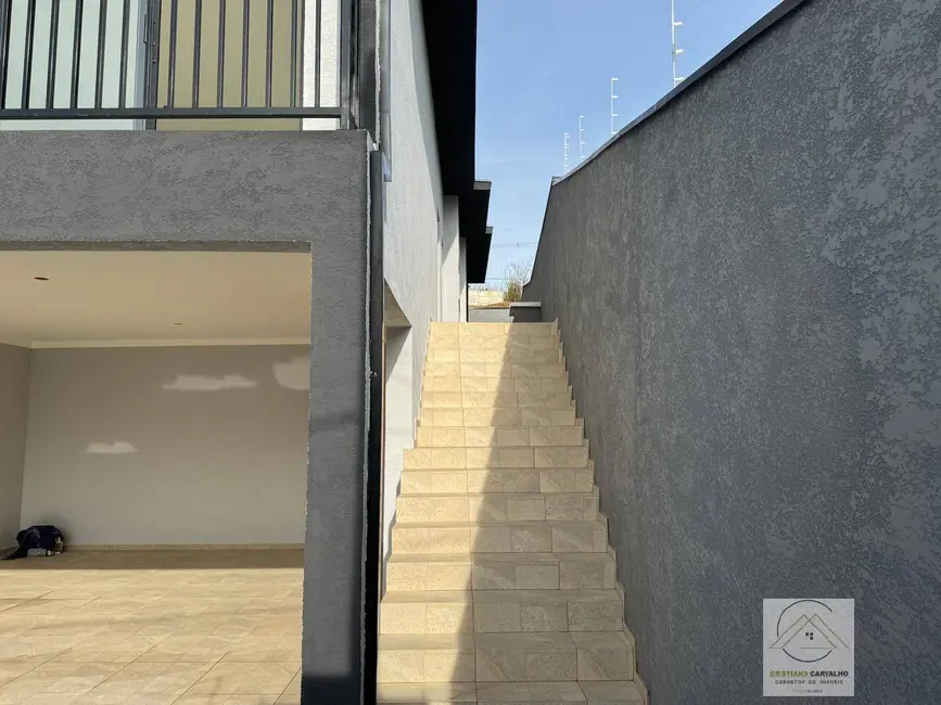 Casa com 3 quartos à venda, 129m2 em Atibaia - SP - imagem 3 Foto 3 de Casa com 3 quartos à venda, 129m2 em Atibaia - SP