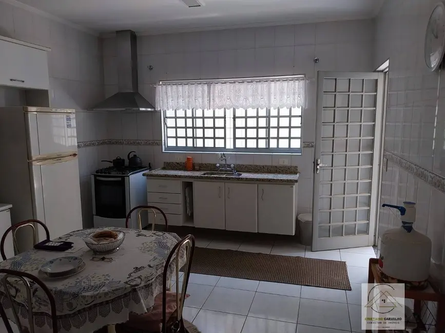 Foto 8 de Casa com 3 quartos à venda, 202m2 em Jardim do Lago, Atibaia - SP