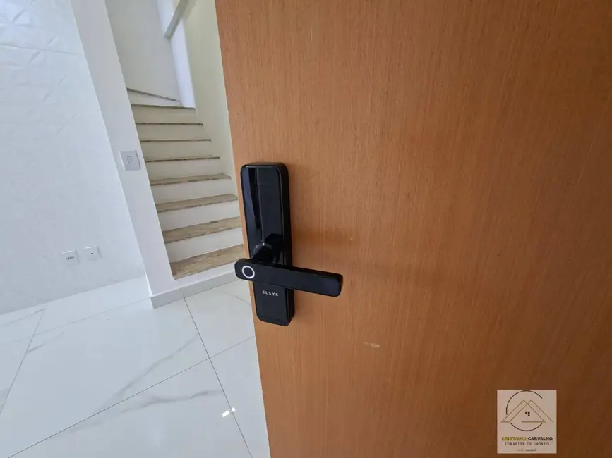 Cobertura com 2 quartos para alugar, 150m2 em Nova Gardênia, Atibaia - SP - imagem 3 Foto 3 de Cobertura com 2 quartos para alugar, 150m2 em Nova Gardênia, Atibaia - SP