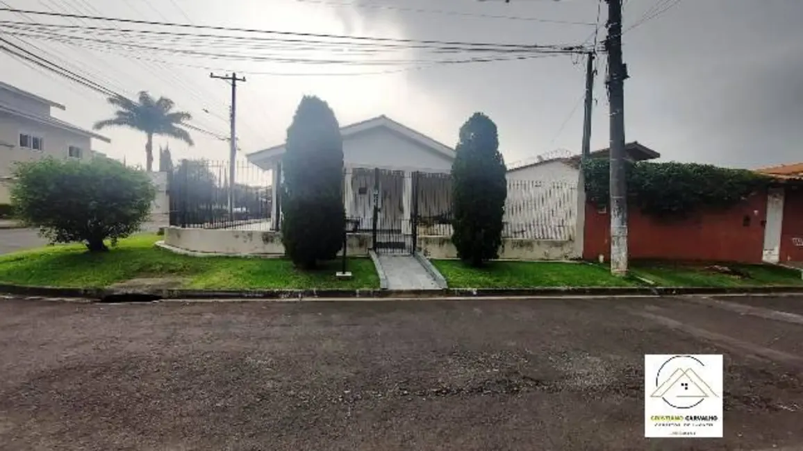 Foto 1 de Casa com 3 quartos à venda e para alugar, 359m2 em Jardim Floresta, Atibaia - SP