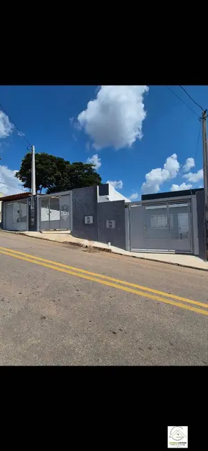 Foto 2 de Casa com 2 quartos à venda em Vila Santa Helena, Atibaia - SP
