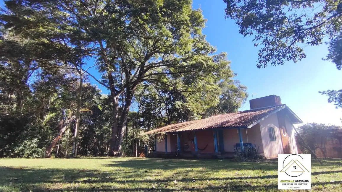Foto 2 de Chácara com 3 quartos à venda, 6000m2 em Jardim Estância Brasil, Atibaia - SP